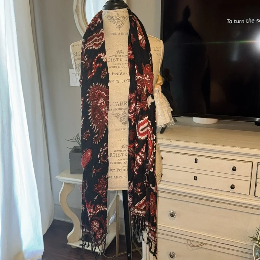 Neck scarf shawl wrap black red maroon white paisley with black braided tassels​ - Picture 4 of 9